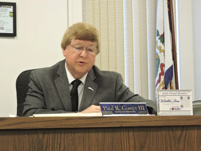 Hancock Commission adopts meeting procedures following record dispute